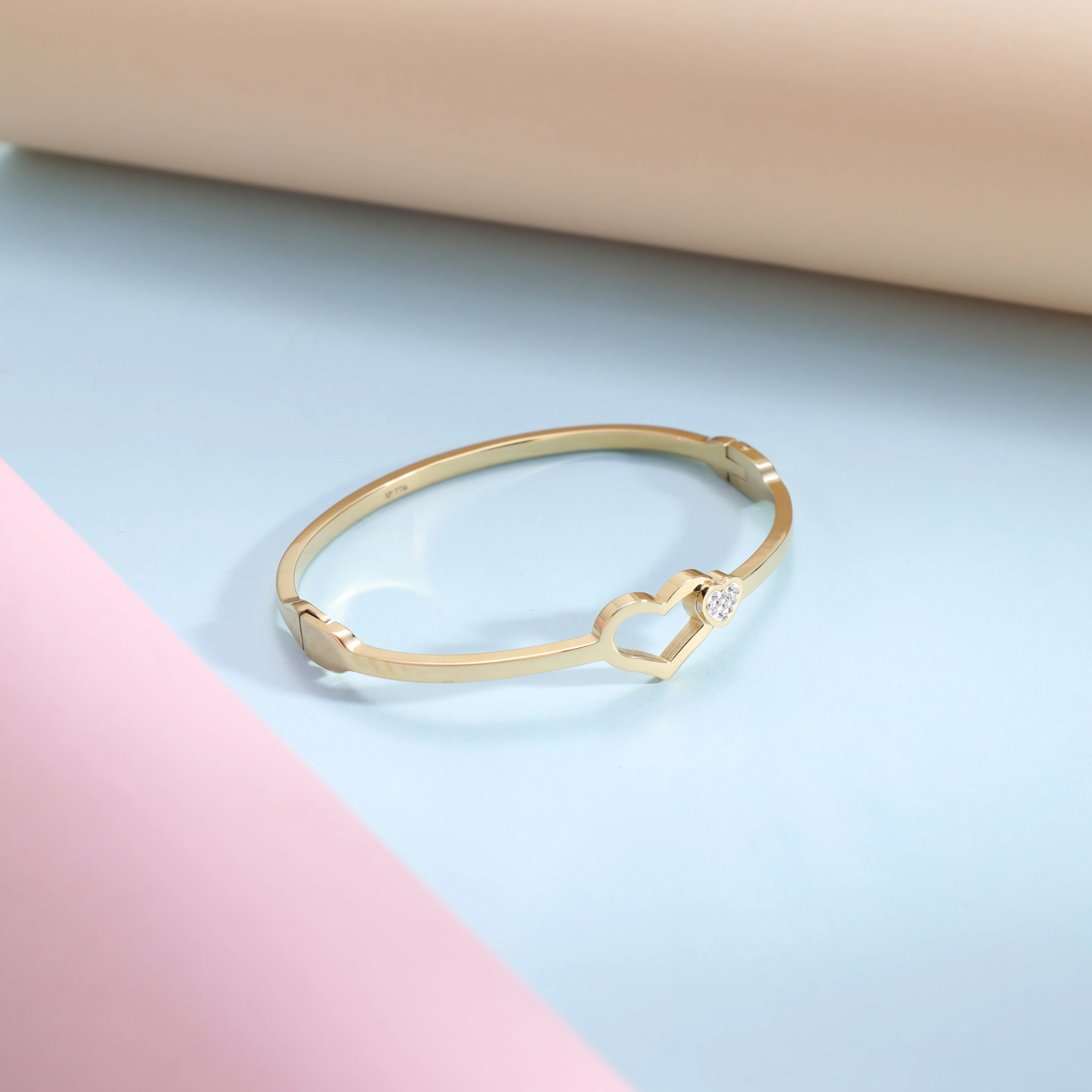 Armreif Damen Armband Herz aus Edelstahl - Vergoldet - Image 2