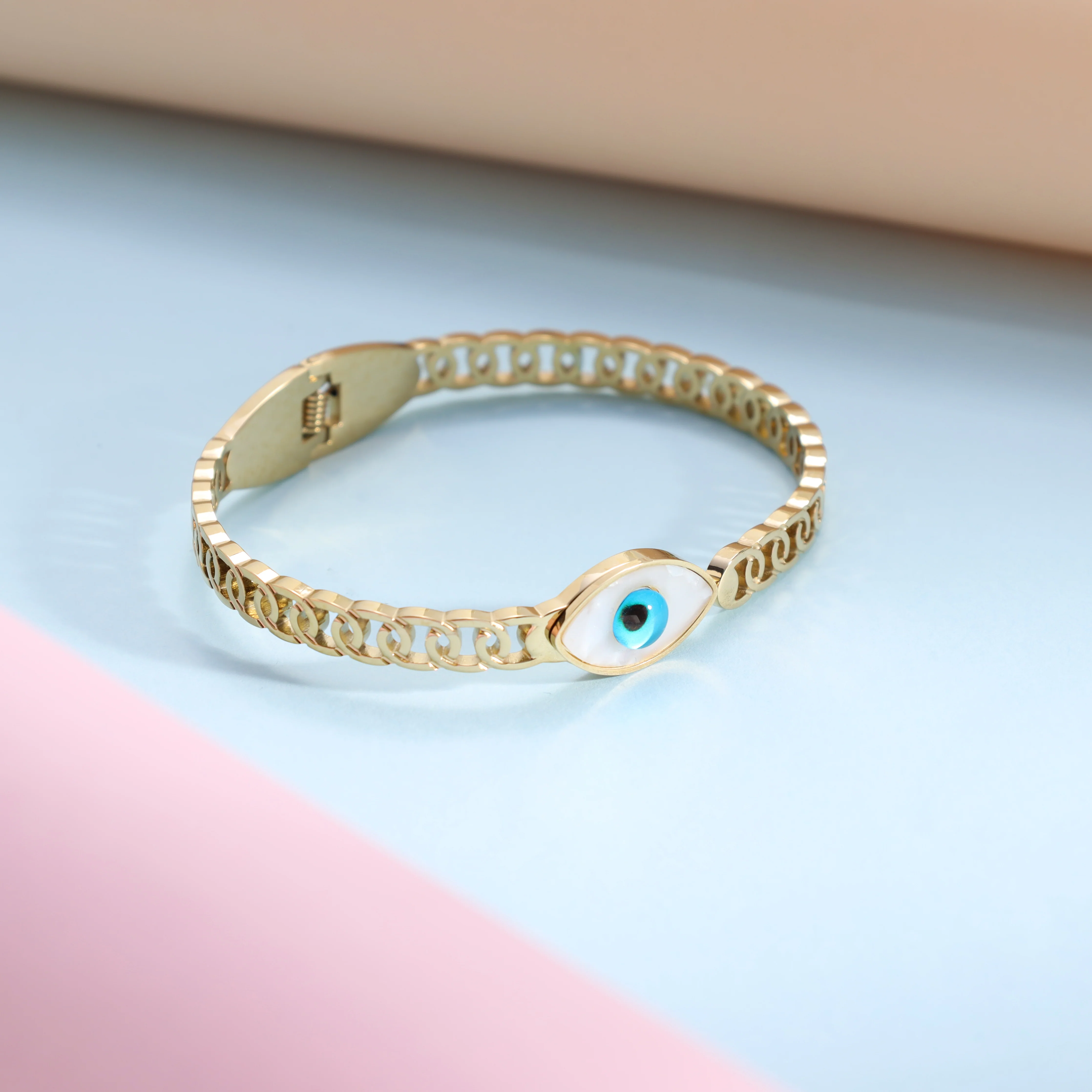 Armreifen Armband mit Nazar evil eye aus Edelstahl  Vergoldet - Image 2