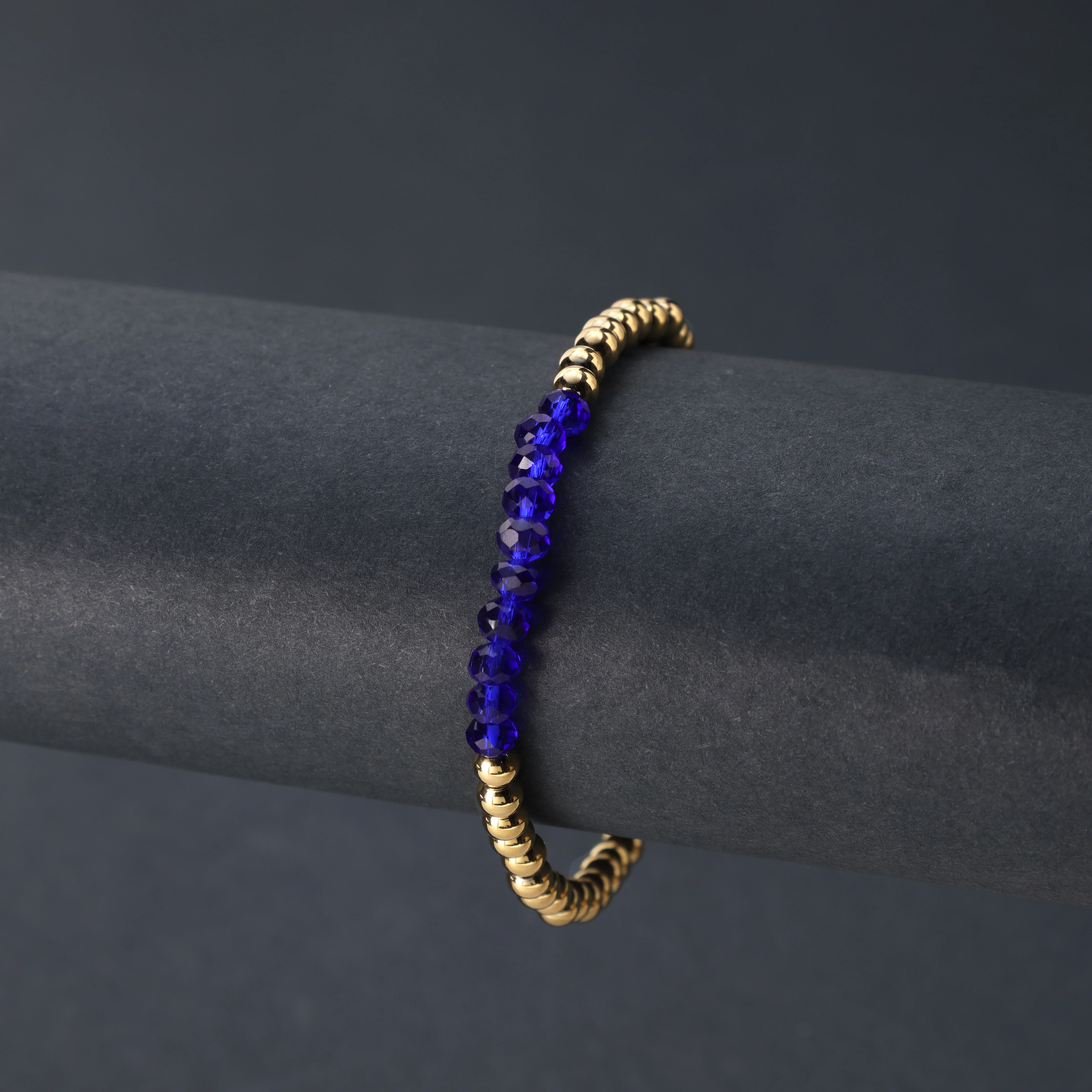 Damen Armband Gold & Blaue Beads aus Edelstahl - Image 3