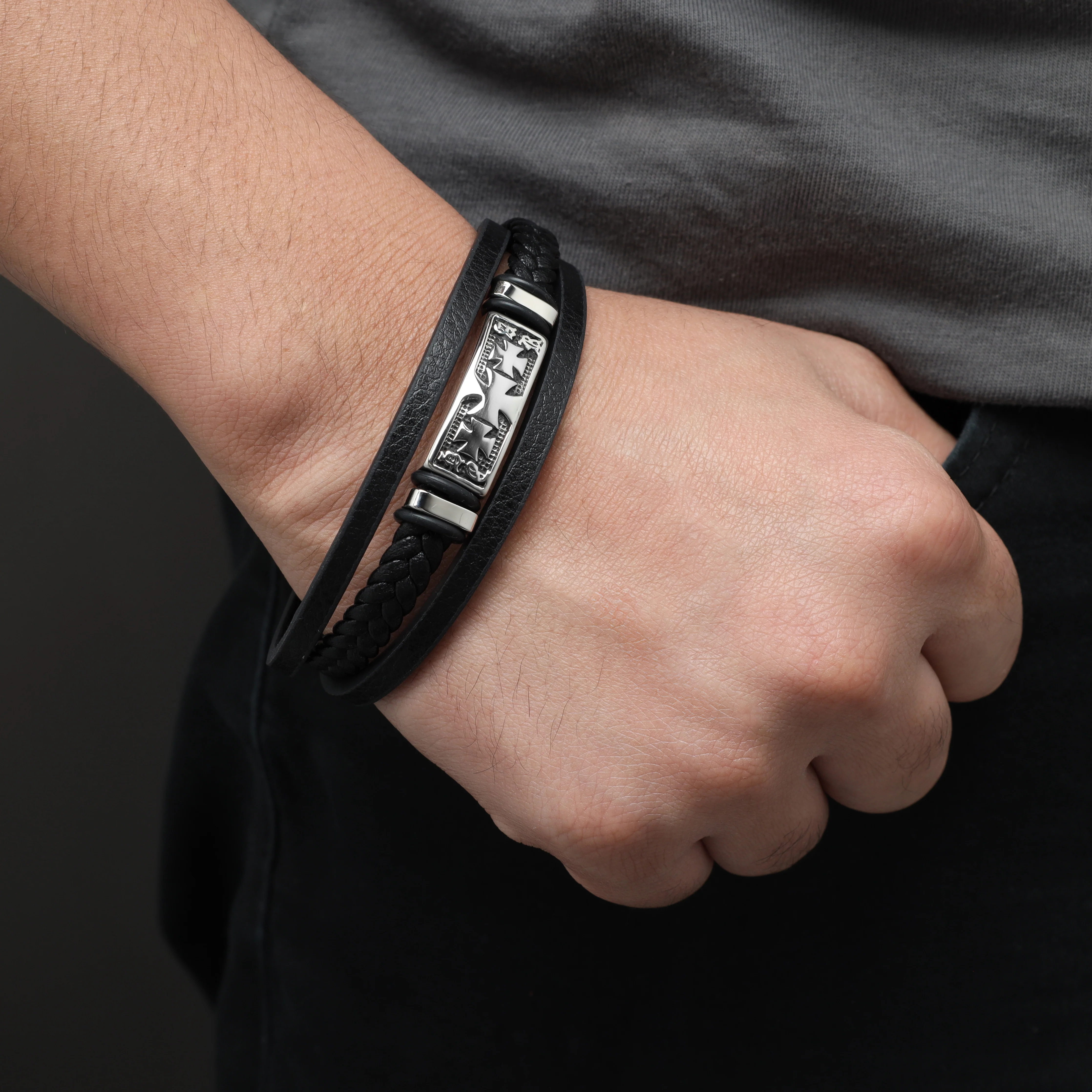 Lederarmband mit Kreuz / Verschluss aus Edelstahl - Image 2